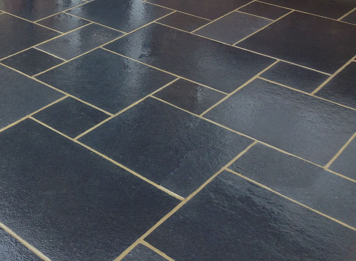 Black Limestone Paving - Limestone Slabs - Garden Paving - Nustone