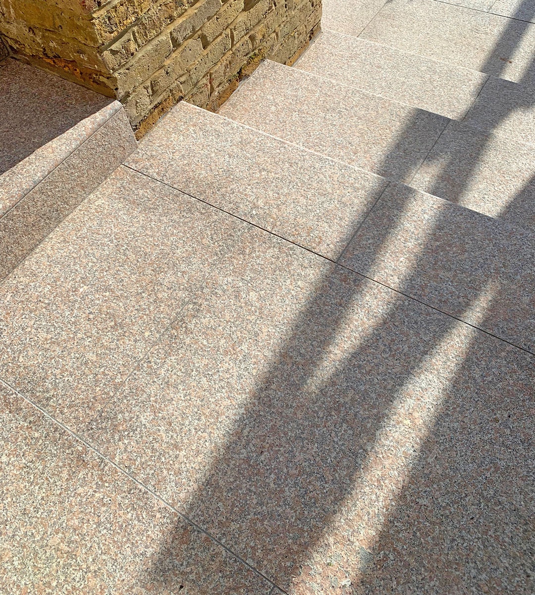 Pink Granite Paving 600x900 Natural Stone Patio Slabs Nustone