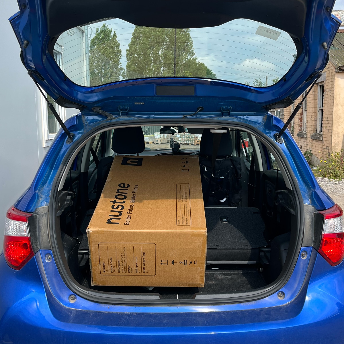 Flat_Packed_In_Car